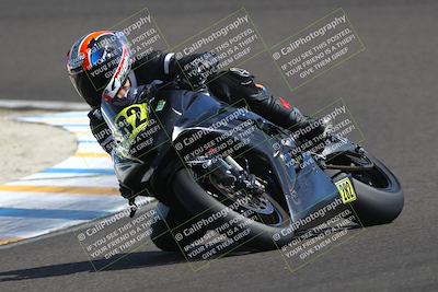 media/Oct-12-2025-CRA (Sun) [[e621380112]]/Races/Race 8/